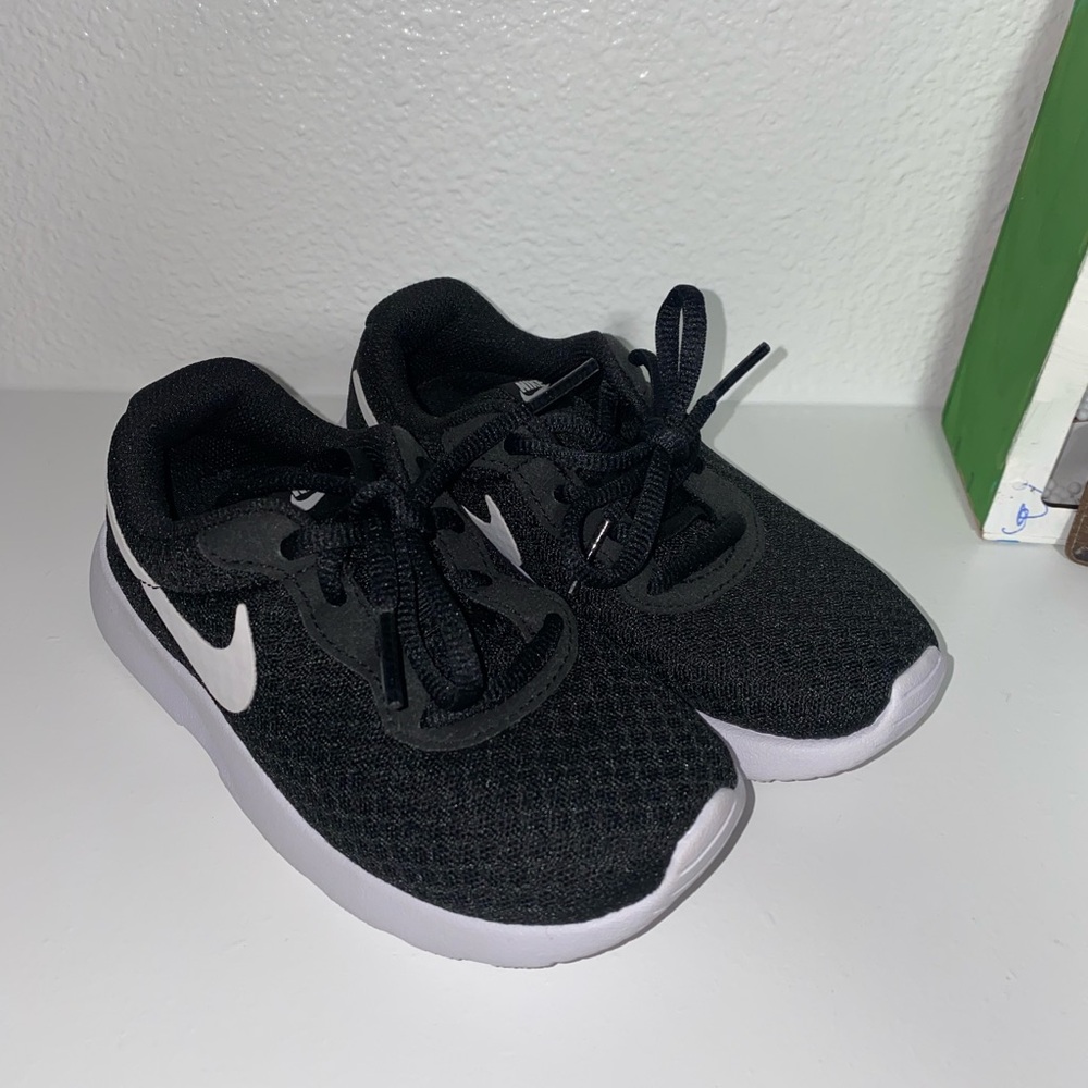 Boys Nikes